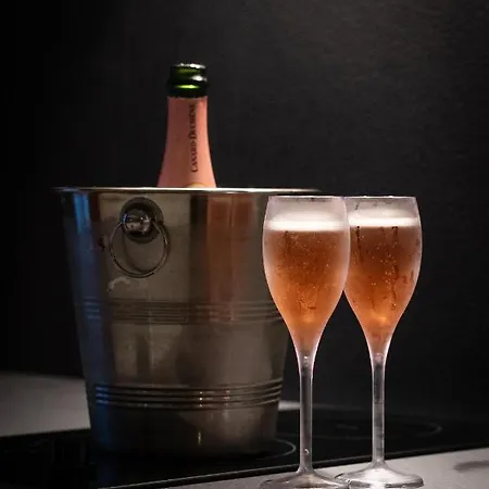 Jacuzzi Prive - Escape Game Et Chambre Secrete 77